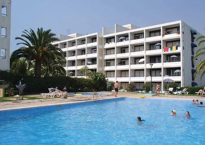 Parque Mourabel, Oasis Village & Pe Do Lago Vilamoura 3*,  Portugal