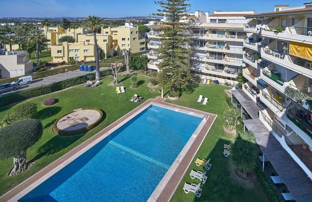 Kompleks wypoczynkowy Parque Mourabel, Oasis Village & Pe Do Lago Vilamoura