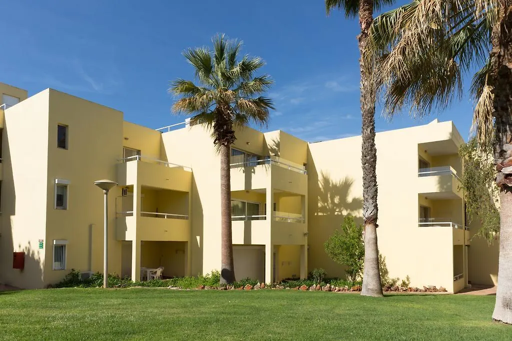 Parque Mourabel, Oasis Village & Pe Do Lago Vilamoura 3*,